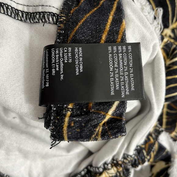 Urban Outfitters Spider Web Print Ruched V-Front Pant 27 - Picture 11 of 14